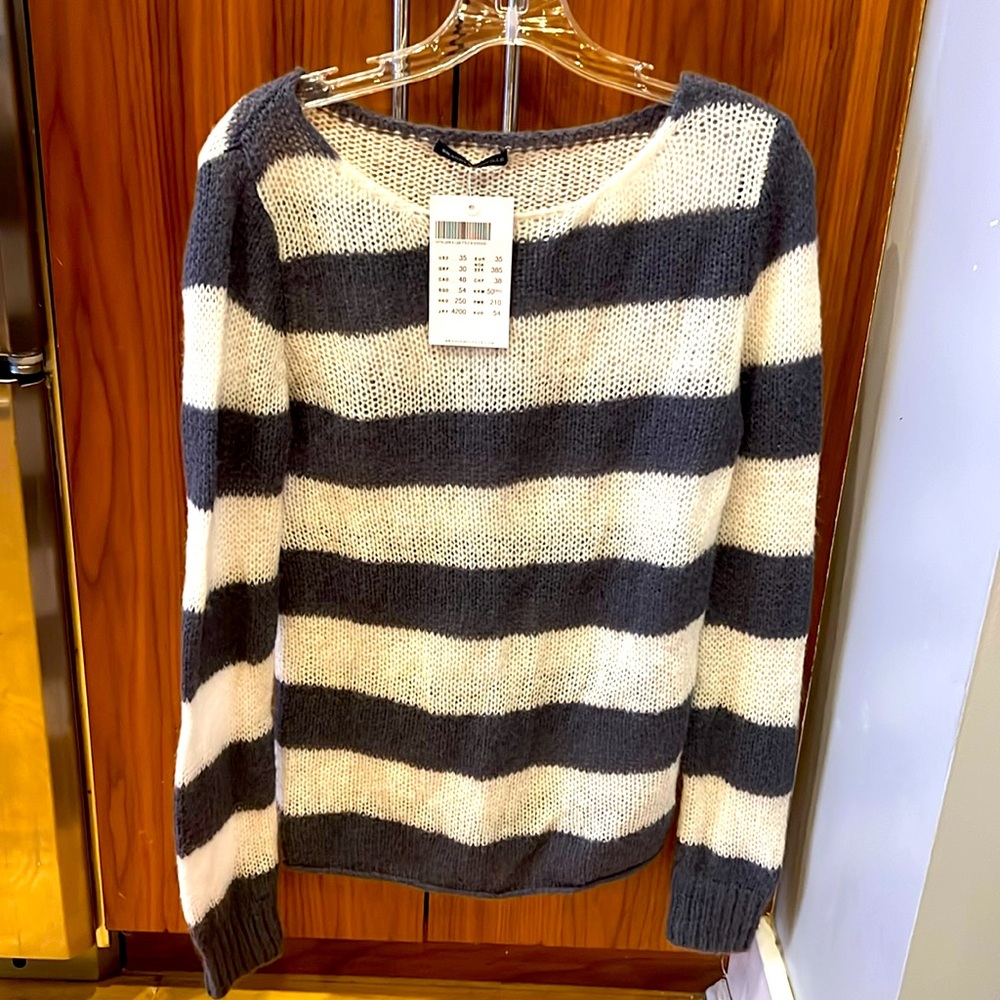Brandy Melville Striped Sweater NWT one size